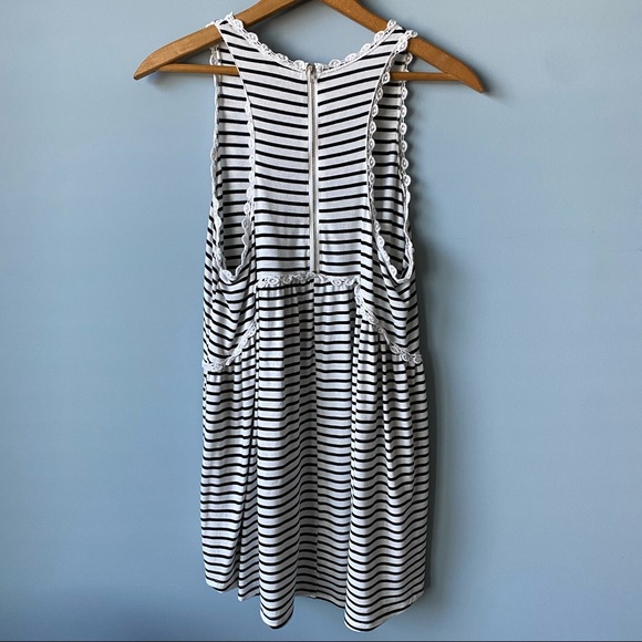 POL Striped Crochet Trim Babydoll Tank Medium - Picture 4 of 8